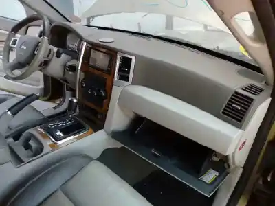 Scrapping Vehicle jeep gr. cherokee (wh) 3.0 crd limited of the year 2009 powered exl