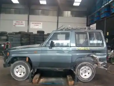 Véhicule à la ferraille toyota land cruiser station (j8) hdj 80 special de l'année 1988 alimenté 2lt