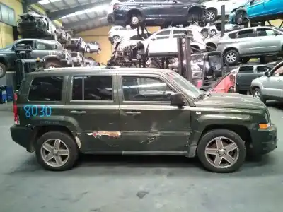 Vehicul casat jeep patriot limited al anului 2009 alimentat ecd