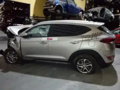 Véhicule à la ferraille hyundai                                            tucson                                                                                                                                                                                                                                                     25 aniversario 4x2                                                                                                                                                                                                                                         de l'année 2015 alimenté d4fd