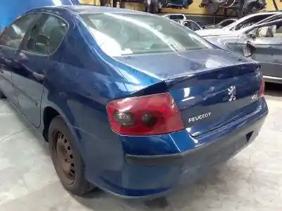 Véhicule à la ferraille peugeot 407 2.0 hdi de l'année 2005 alimenté rhl