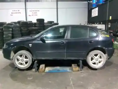 Sloopvoertuig SEAT                                               LEON (1M1)                                                                                                                                                                                                                                                 Sport                                                                                                                                                                                                                                                      van het jaar 2003 aangedreven ARL