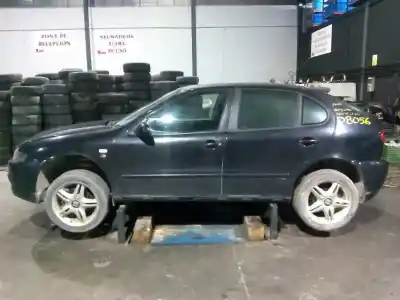 Sloopvoertuig SEAT LEON (1M1) Sport van het jaar 2003 aangedreven ARL