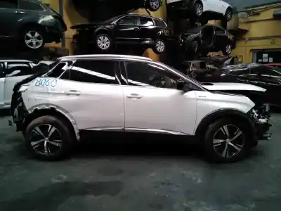 Veicolo di demolizione PEUGEOT                                            3008                                                                                                                                                                                                                                                       GT Line                                                                                                                                                                                                                                                    dell'anno 2018 alimentato YHZ