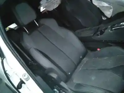 Veículo de Sucata peugeot 3008 gt line do ano 2018 alimentado yhz