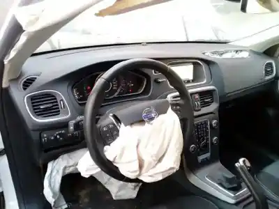 Утилизация автомобиля volvo v40 momentum года 2016 питание d4204t8