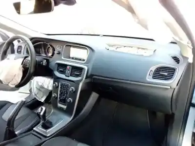 Утилизация автомобиля volvo v40 momentum года 2016 питание d4204t8