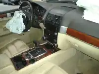 Véhicule à la ferraille volkswagen touareg 3.0 v6 tdi dpf de l'année 2006 alimenté bks