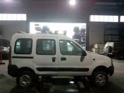 Здавання транспортного засобу RENAULT                                            KANGOO (F/KC0)                                                                                                                                                                                                                                             Authentique 4X4                                                                                                                                                                                                                                            року 2002 потужний F9Q790