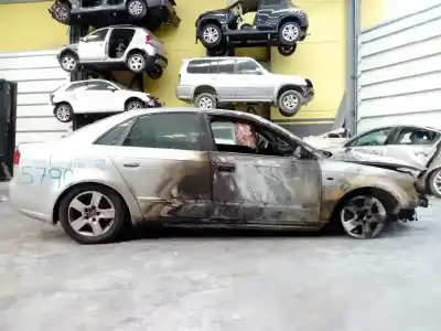 Veicolo di demolizione audi a4 berlina (8e) 3.0 v6 24v tdi dell'anno 2004 alimentato bkn