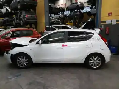 Veículo de Sucata HYUNDAI I30 Classic do ano 2009 alimentado D4FB