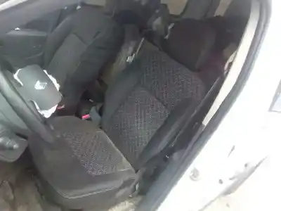 Veículo de Sucata renault kangoo expression do ano 2016 alimentado k9k628