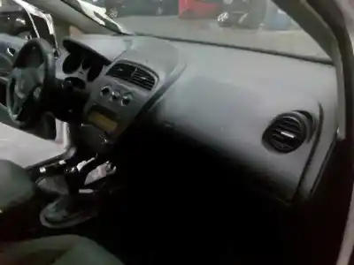 Scrapping Vehicle seat altea xl (5p5) reference of the year 2013 powered chga