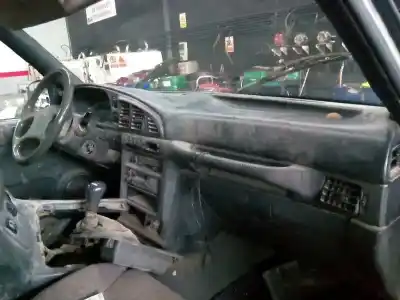 Veículo de Sucata ssangyong musso 2.9 d do ano 1996 alimentado 0m602