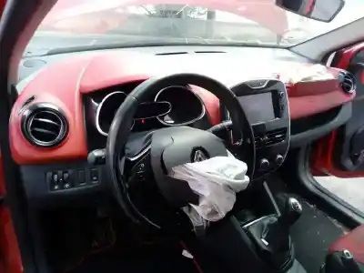 Veicolo di demolizione renault clio iv expression dell'anno 2012 alimentato k9k608