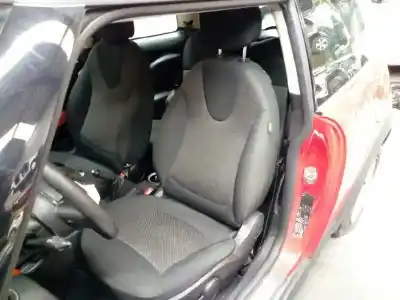 Veicolo di demolizione bmw mini (r56) one d dell'anno 2012 alimentato n47c16a