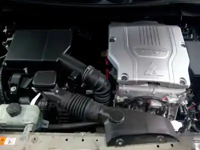 Sloopvoertuig mitsubishi outlander (gf0) phev kaiteki 4wd van het jaar 2017 aangedreven 4b11