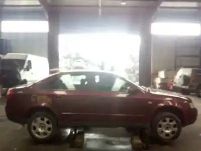 Veículo de Sucata audi a4 berlina (8e) 1.8 t sport edition do ano 2001 alimentado avj