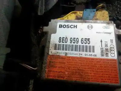 Veículo de Sucata audi a4 berlina (8e) 1.8 t sport edition do ano 2001 alimentado avj