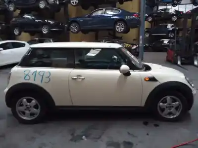 Veicolo di demolizione BMW MINI (R56) Cooper dell'anno 2006 alimentato N12B16A