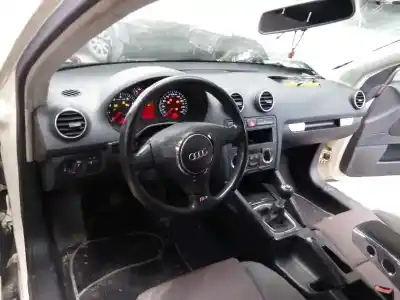 Vehículo de desguace audi                                               a3 (8p)                                                                                                                                                                                                                                                    2.0 fsi ambiente                                                                                                                                                                                                                                           del año 2004 con motor axw