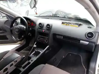 Vehículo de desguace audi                                               a3 (8p)                                                                                                                                                                                                                                                    2.0 fsi ambiente                                                                                                                                                                                                                                           del año 2004 con motor axw