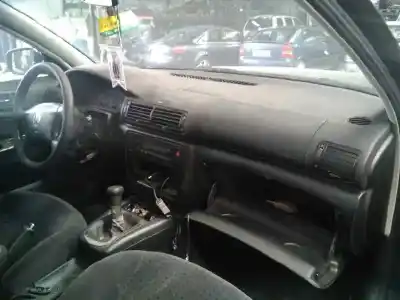 Здавання транспортного засобу volkswagen passat variant (3b5) comfortline року 1998 потужний afn