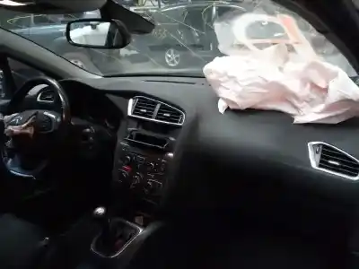 Здавання транспортного засобу citroen c4 lim. seduction року 2012 потужний 9hr