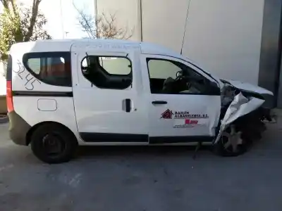 Здавання транспортного засобу dacia dokker express ambiance року 2015 потужний k9k612