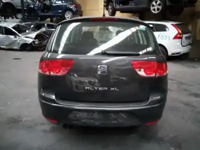 Veículo de Sucata seat altea xl (5p5) stylance / style do ano 2010 alimentado caxc