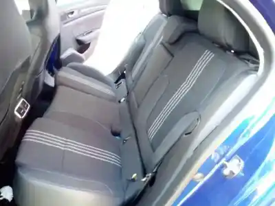 Veículo de Sucata renault megane iv berlina 5p gt-line do ano 2018 alimentado r9m409