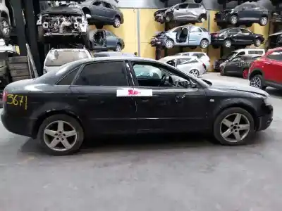 Veicolo di demolizione AUDI A4 BERLINA (8E) 2.0 TDI 16V (103kW) dell'anno 2006 alimentato BRE