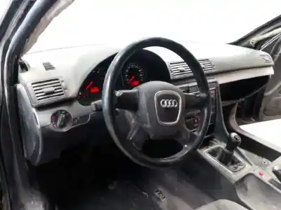 Veículo de Sucata audi a4 berlina (8e) 2.0 tdi 16v (103kw) do ano 2006 alimentado bre