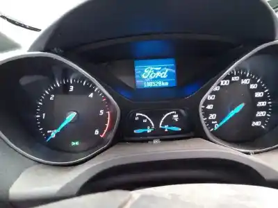 Здавання транспортного засобу ford c-max trend року 2012 потужний t1da