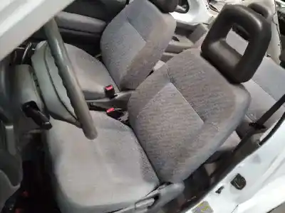 Sloopvoertuig suzuki jimny sn (fj) hard top van het jaar 1999 aangedreven g13bb