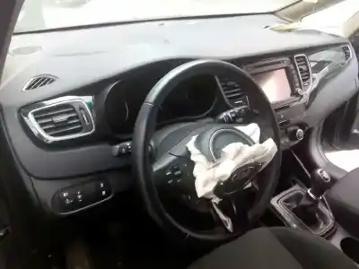 Veículo de Sucata kia carens ( ) drive do ano 2016 alimentado d4fd