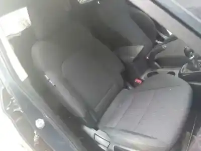 Veículo de Sucata kia carens ( ) drive do ano 2016 alimentado d4fd