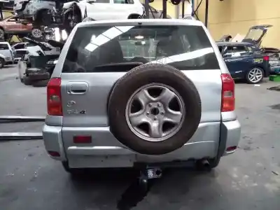 Hurda Aracı toyota rav 4 (a2) 2.0 d-4d executive 4x4 (2003->) yılın 2002 güçlü 1cdftv