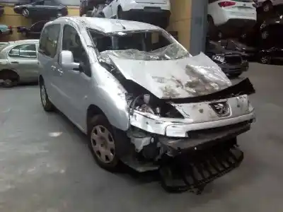 Veículo de Sucata PEUGEOT PARTNER KASTEN Confort Pack L2 do ano 2011 alimentado 9HO