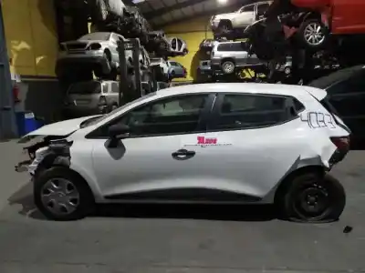 Veicolo di demolizione renault clio iv authentique dell'anno 2015 alimentato k9k612