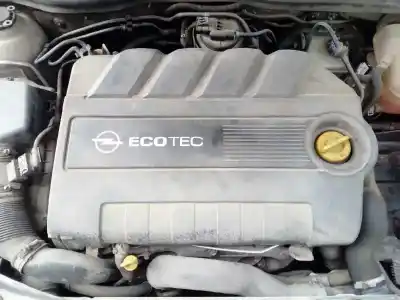 Véhicule à la ferraille opel astra twin top enjoy de l'année 2009 alimenté z19dth