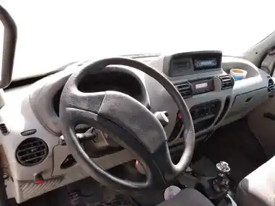 Veículo de Sucata renault mascott pr 150.35/55/65 corto do ano 2002 alimentado 814043n