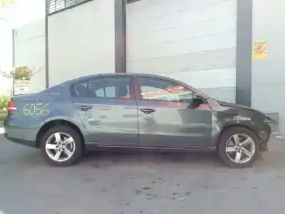 Sloopvoertuig volkswagen passat lim. (362) edition bluemotion van het jaar 2011 aangedreven cayc