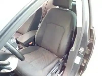 Sloopvoertuig volkswagen passat lim. (362) edition bluemotion van het jaar 2011 aangedreven cayc