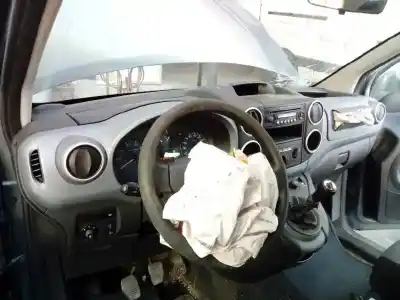 Scrapping Vehicle peugeot partner kasten doble cabina of the year 2013 powered 9hp