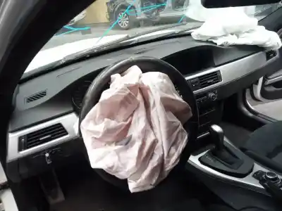 Veículo de Sucata bmw serie 3 touring (e91) 330xd do ano 2008 alimentado n57d30a