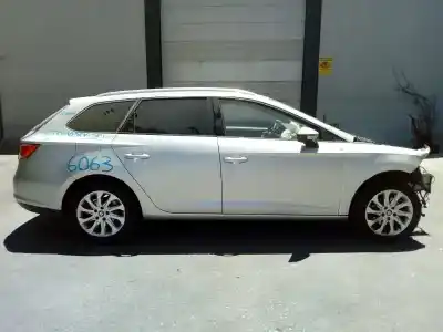 Здавання транспортного засобу seat leon (5f1) reference року 2014 потужний clha