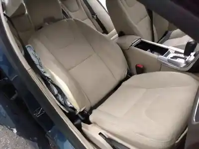 Veículo de Sucata volvo s60 lim. momentum do ano 2010 alimentado d5204t2