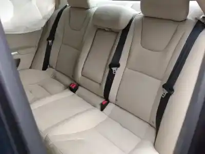 Veículo de Sucata volvo s60 lim. momentum do ano 2010 alimentado d5204t2