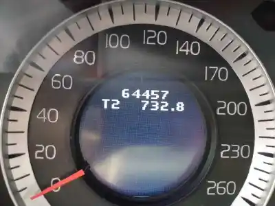 Veículo de Sucata volvo s60 lim. momentum do ano 2010 alimentado d5204t2